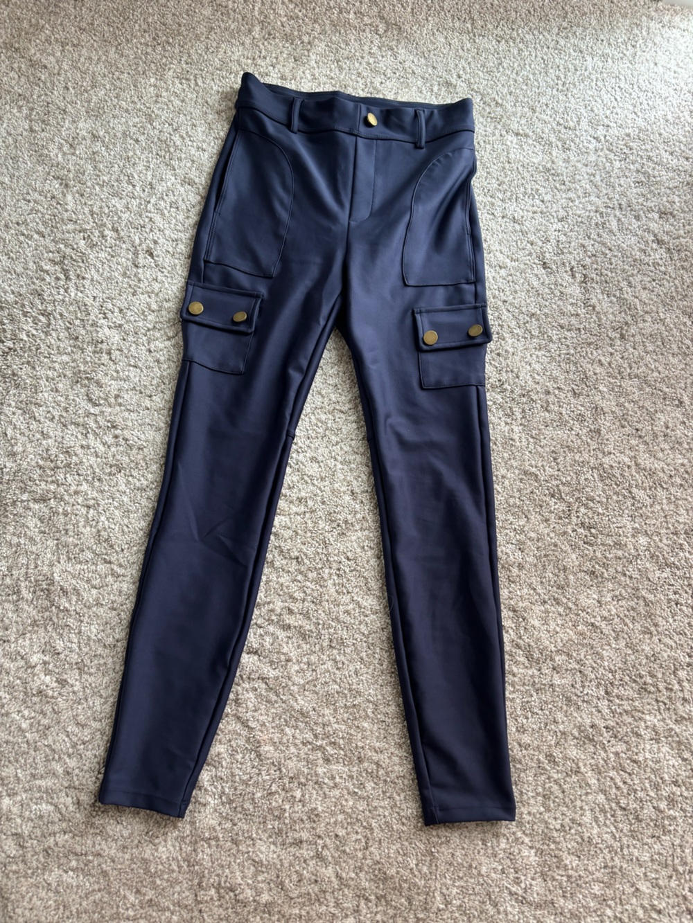 HALARA Navy Cargo Leggings with Gold Buttons